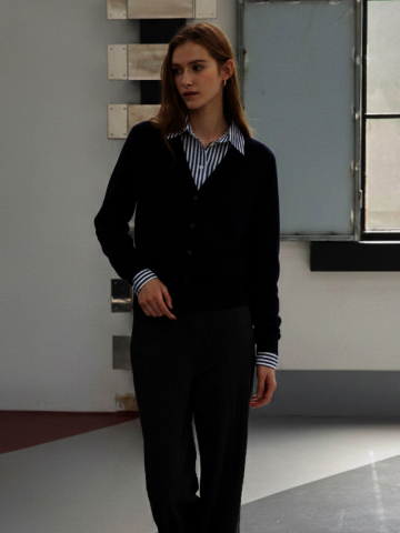 디터처블 레이어드 칼라 니트 가디건 