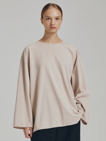 롱슬리브 오버핏 티셔츠 -  라이트 베이지 / Longsleeve Over Fit T-Shirts - Light Beige





