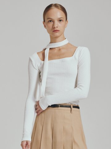 스퀘어 넥 스카프 티셔츠 - 아이보리 / Square Neck Scarf T-Shirts - Ivory






