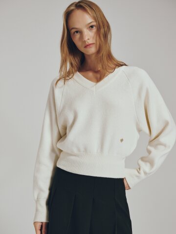 울 브이넥 니트 - 아이보리 / Wool V-Neck  Knit - Ivory
