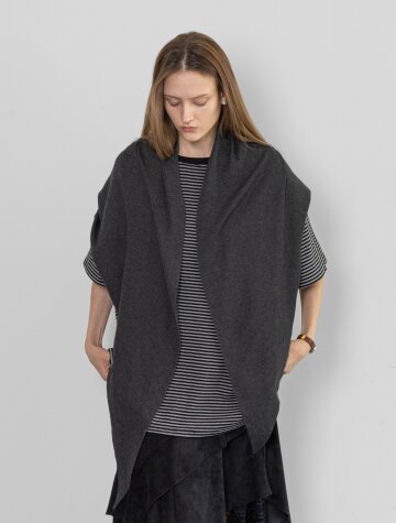 IT_Soft fall shawl_CHARCOAL