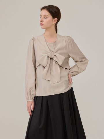 [코엣] 와이드 리본 블라우스 베이지