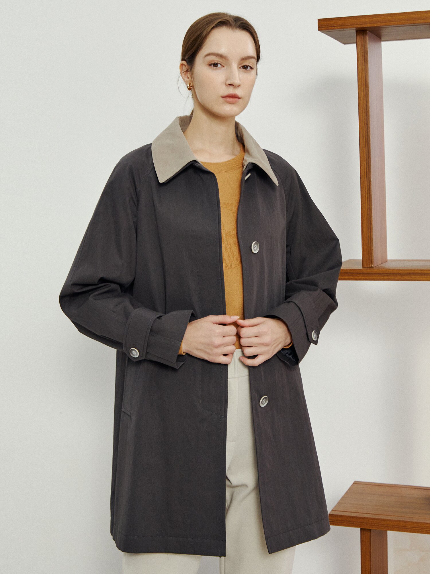 코튼 블렌드 디터쳐블 칼라 트렌치 코트 (DARK GREY)