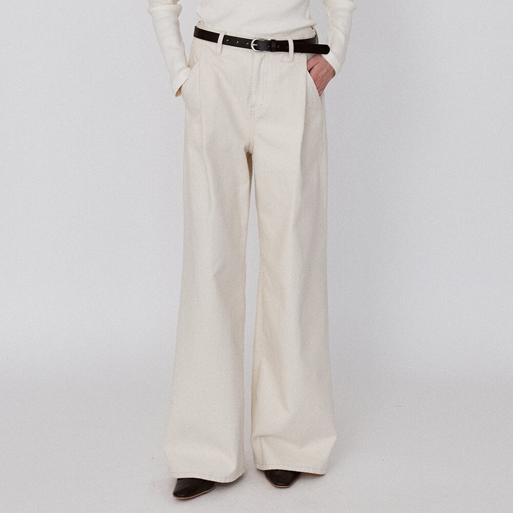 Cotton Wide One Tuck Pants - Cream