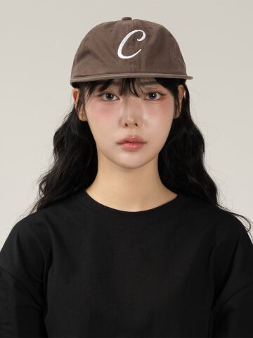C 로고 6패널 플랫 바이저 캡 (브라운)