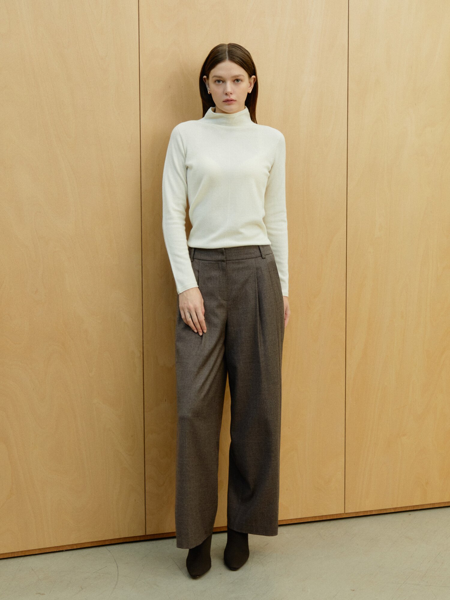 울 캐시미어 터틀넥 풀오버 니트 (IVORY)