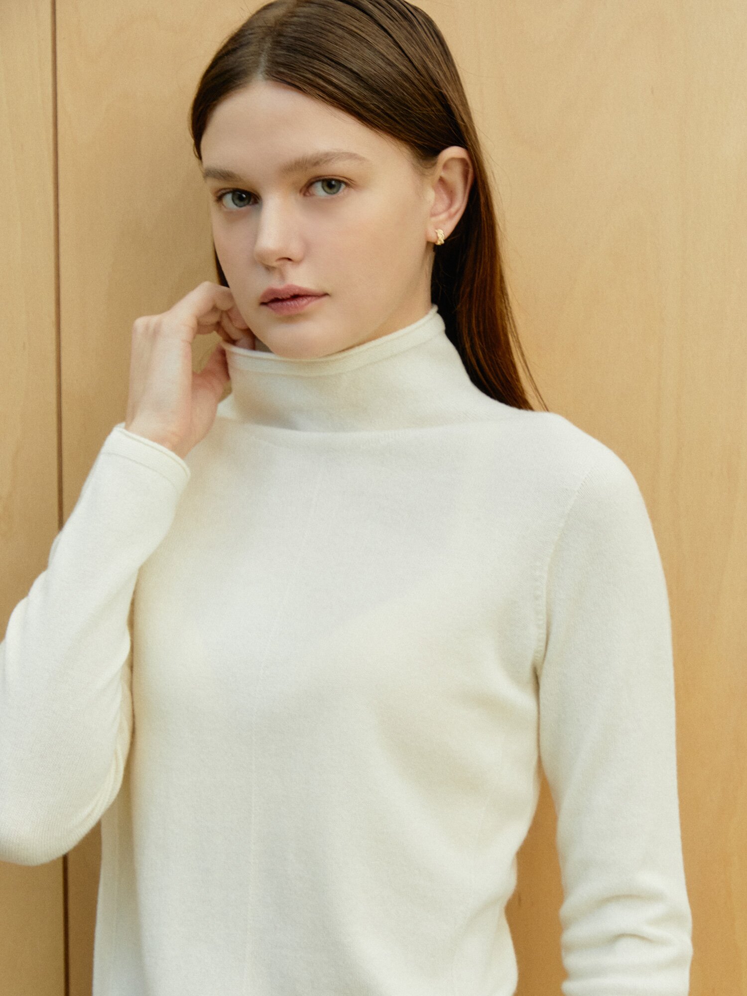 울 캐시미어 터틀넥 풀오버 니트 (IVORY)