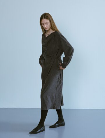 BA_Sensual autumn dress_CHARCOAL