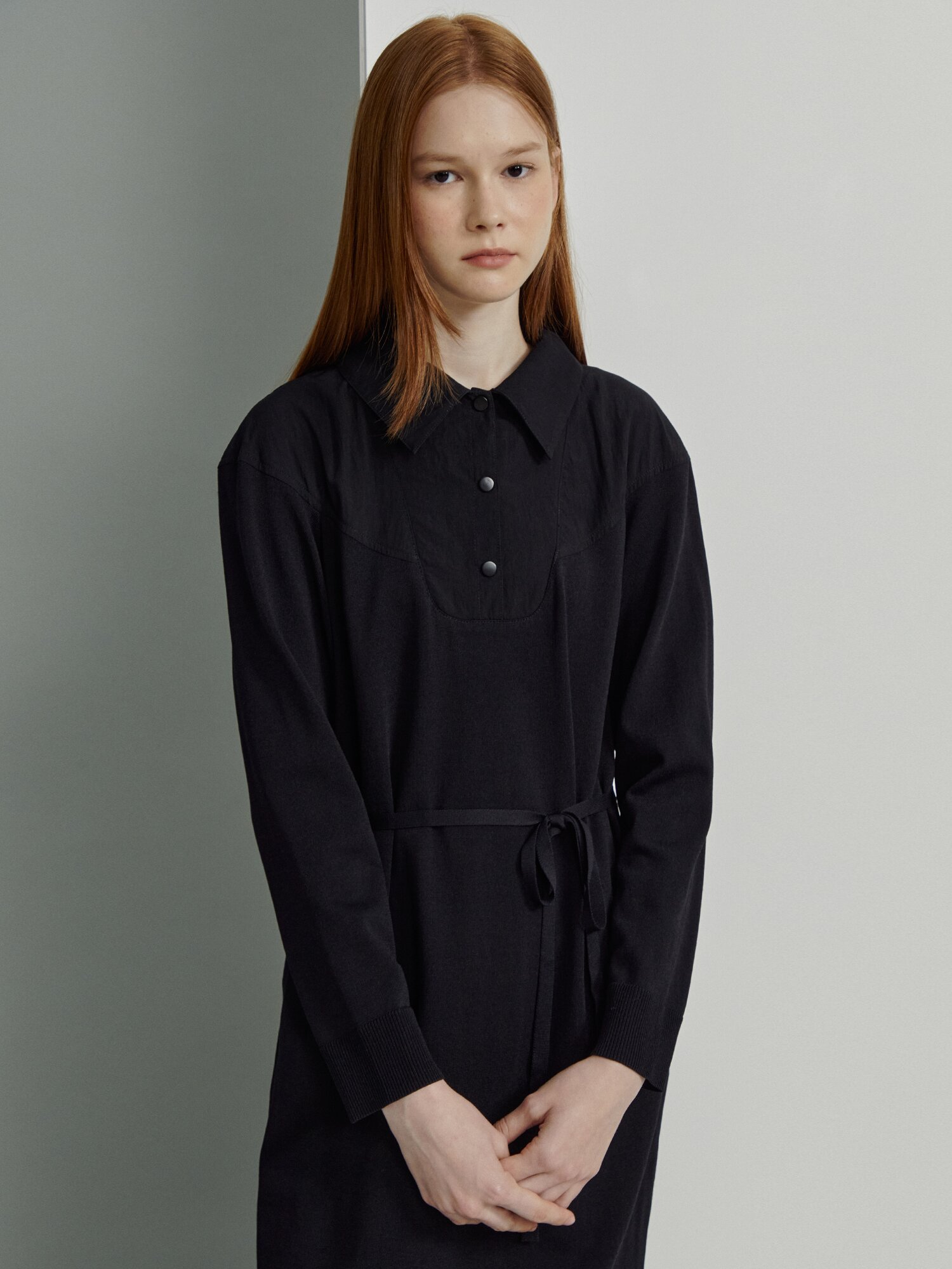 나일론 니트 배색 셔츠 칼라 롱 원피스 (BLACK)