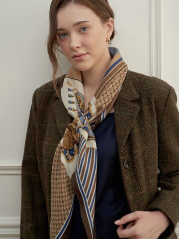 엘르 카일리 울실크 롱 다이아 스카프 SE549T312