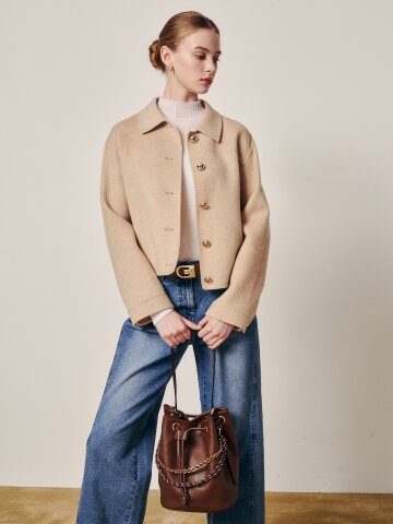 뉴클래식 버튼업 하프코트 