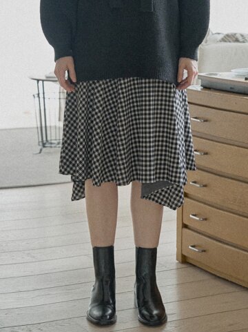 Unbalanced Check Skirt - BEIGE