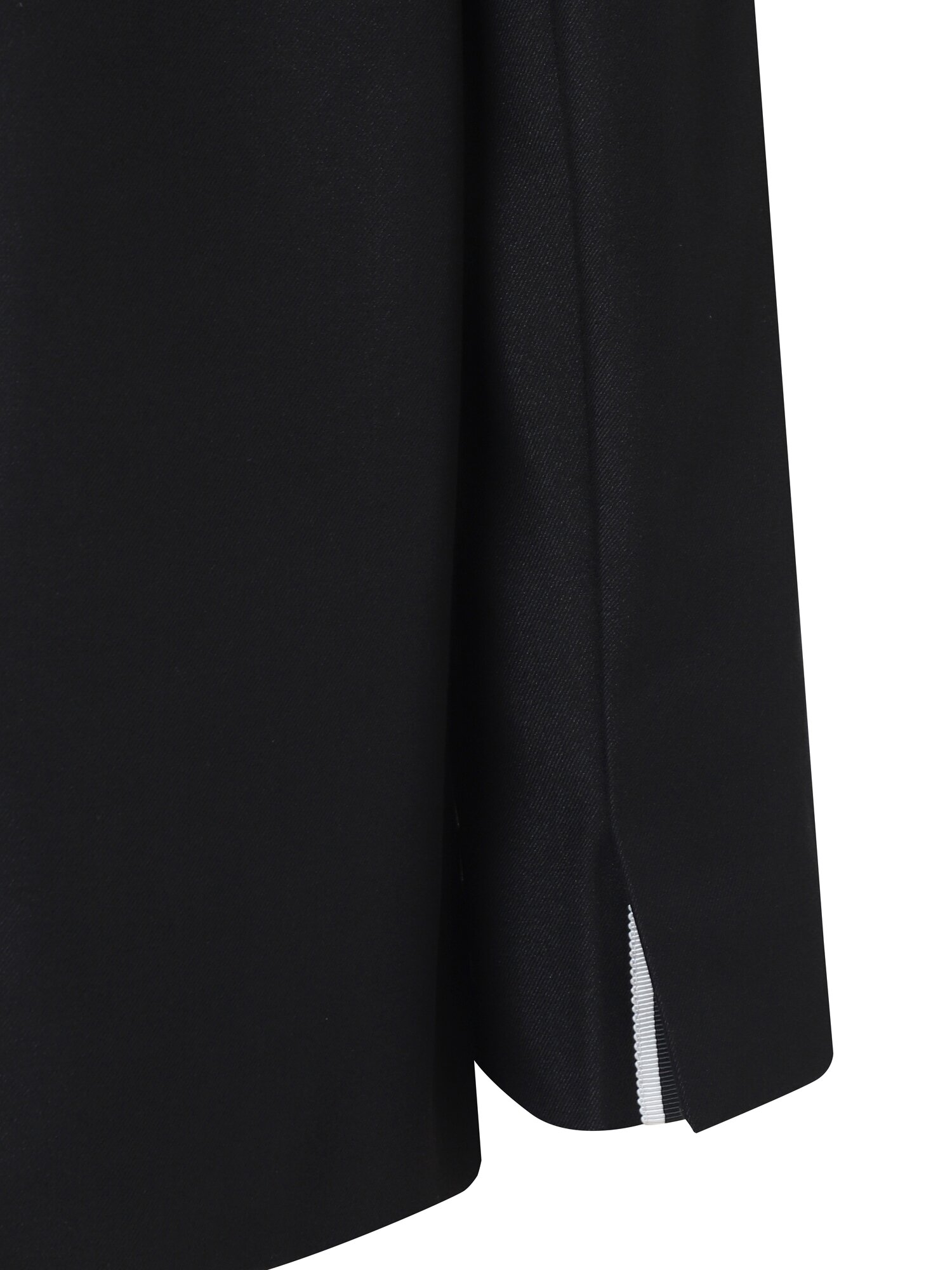 메탈 포인트 싱글 투 버튼 재킷 (BLACK)