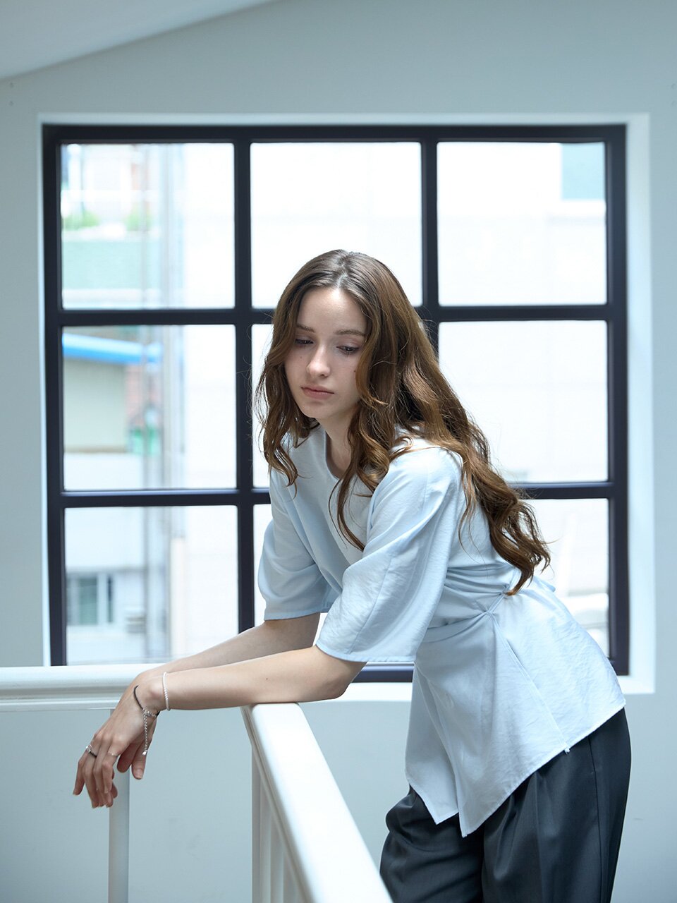 라인 볼륨 랩블라우스