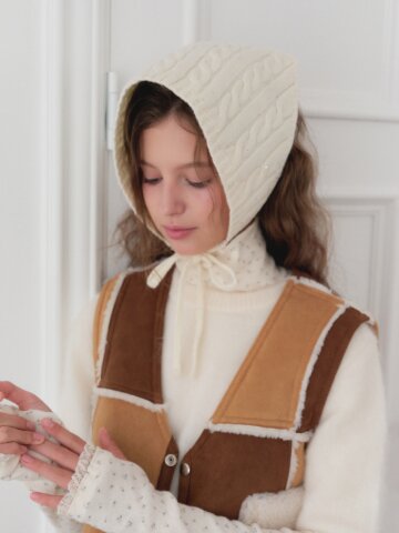 STARRY TRIANGLE BONNET EARCUFFS [ IVORY ] [H001IV]