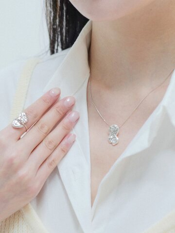 웨이브 목걸이 버전 2