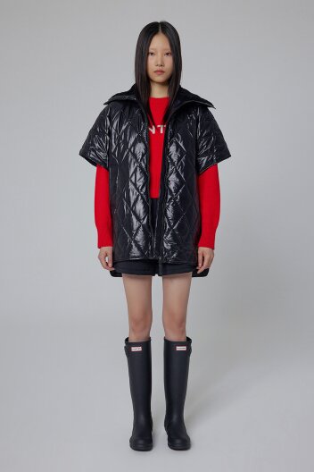 [WOMEN] 원더러 부클 포인트 패딩 케이프 - 블랙 HDW0004AOZBLK