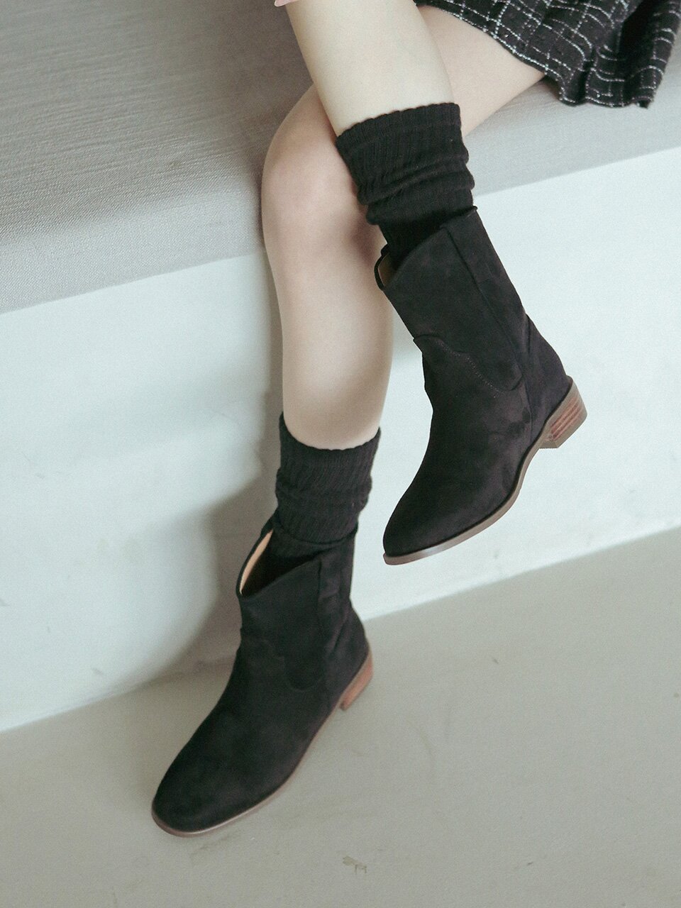 ljh085-7 Western Ankle Boots - 4 Colors