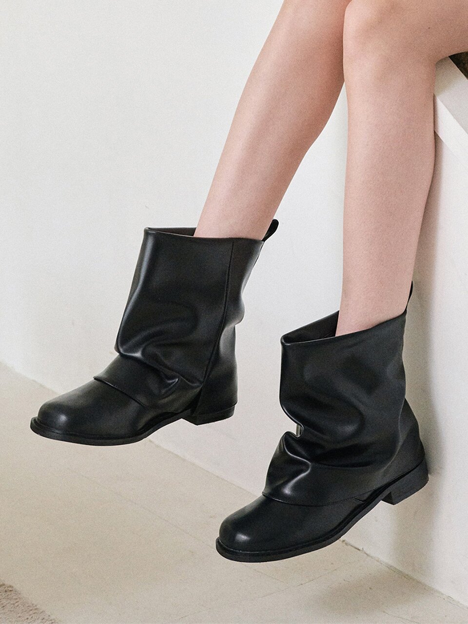 ljh128-7 Relaxed Ankle Boots - 3 Colors