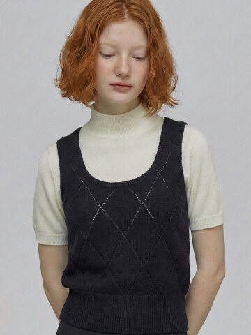베이비알파카 블렌드 데일리 펀팅 니트 베스트_블랙_S M