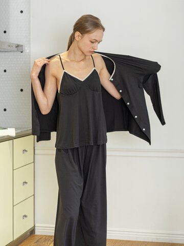 MJ_Solid color slim fit lace three piece pajamas_BLACK