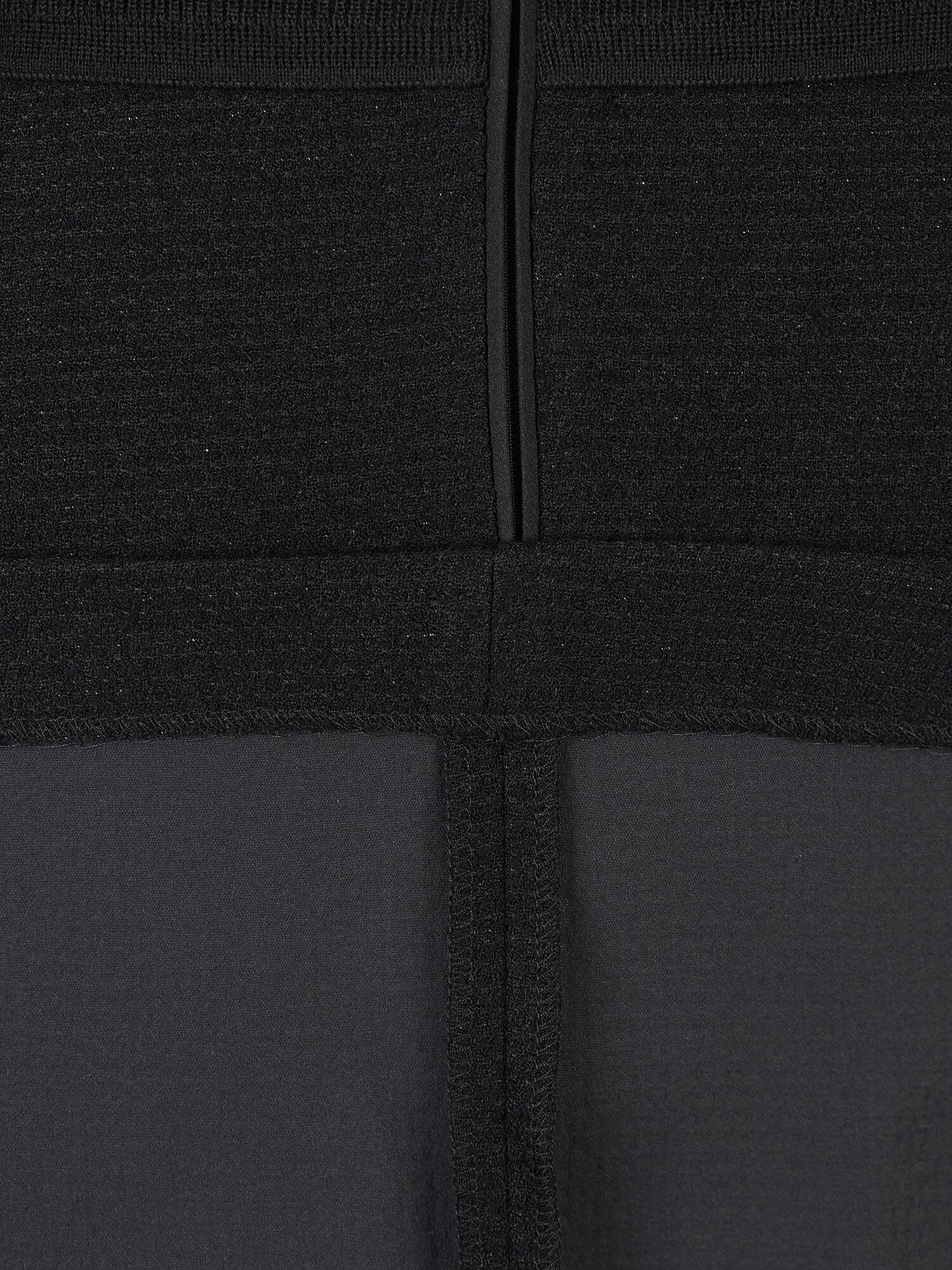 하이넥 배색 셔링 플레어 원피스 (BLACK)