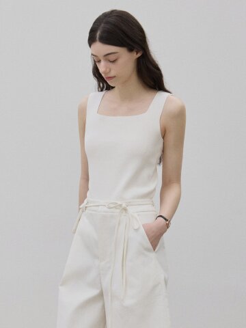 SQUARE SLEEVELESS KNITWEAR_IVORY