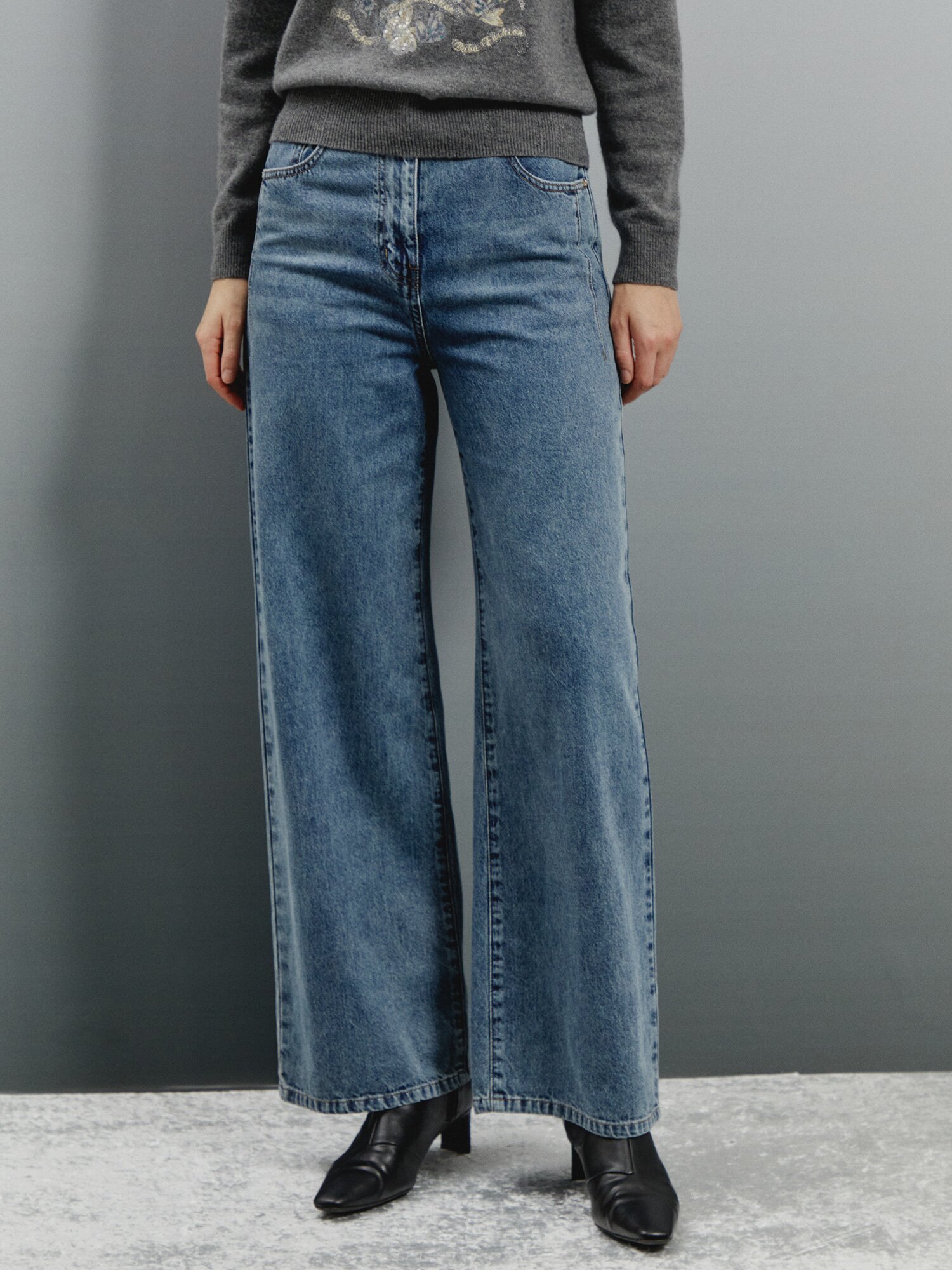 이지핏 스트레이트 캐주얼 데님 (BLUE)