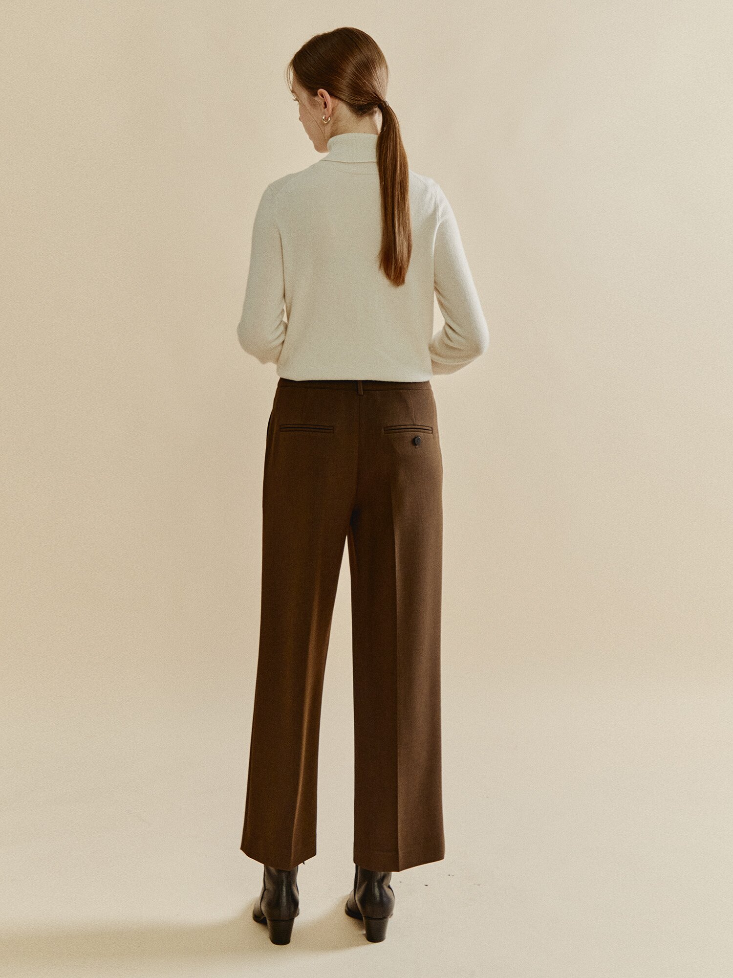 소프트 스트레치 팬츠 (DARK BROWN)