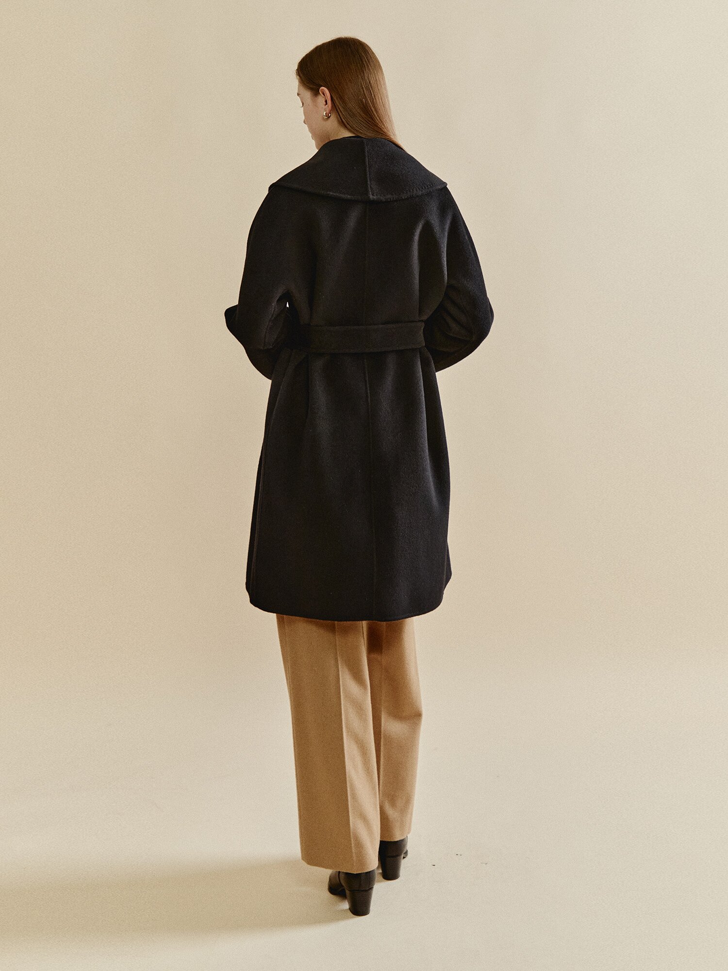 모노 라펠 코트 (BLACK)