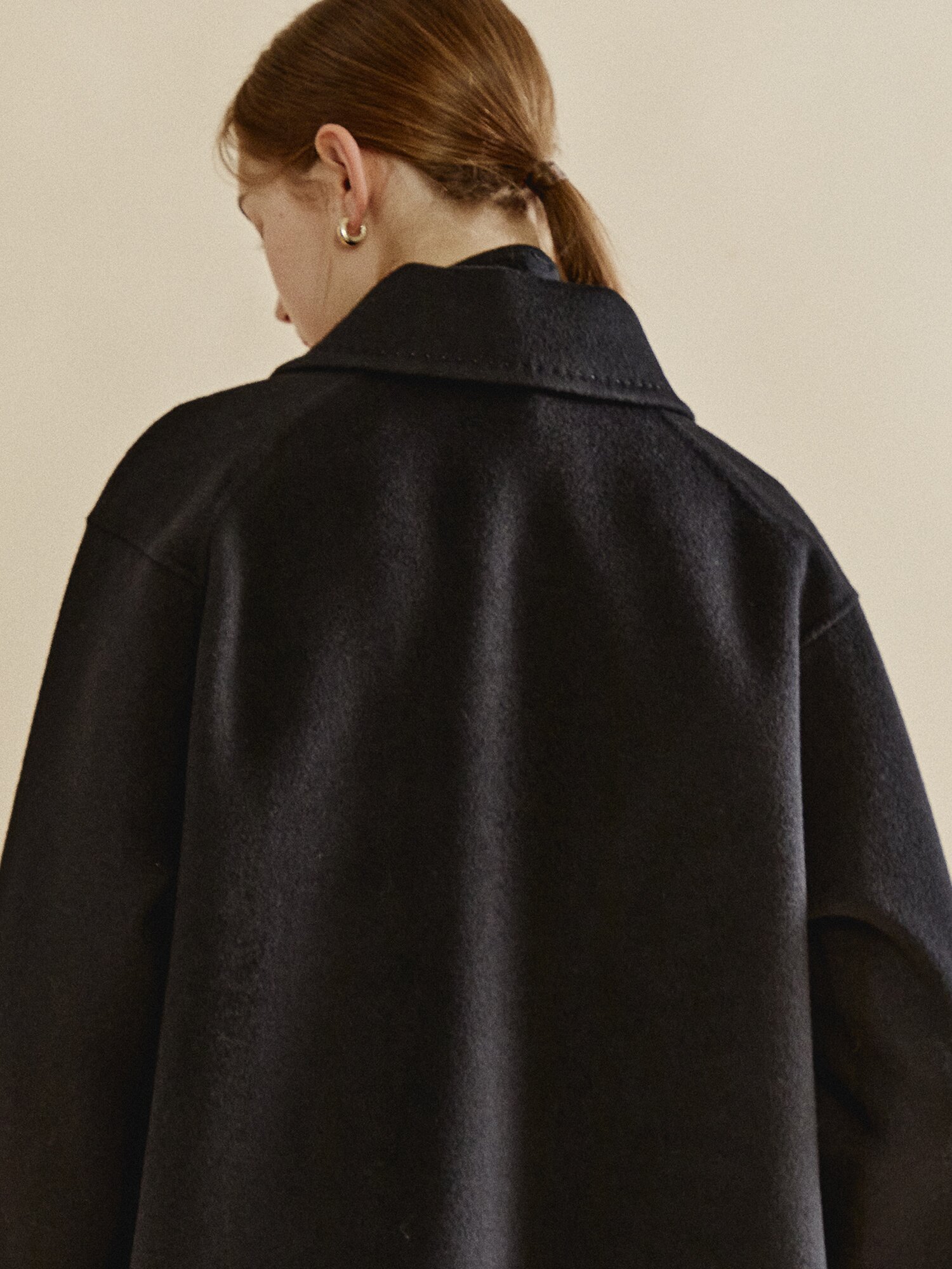 소프트 토글 미니멀 코트 (BLACK)