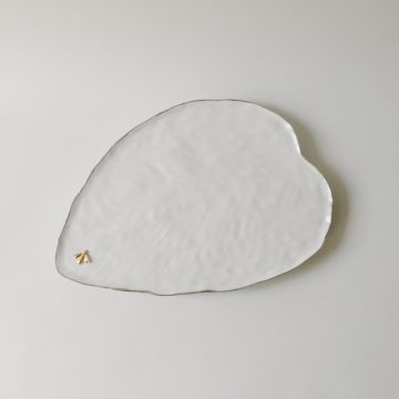 이인숙 작가 _ Honeybee Series _ 굽 접시 대