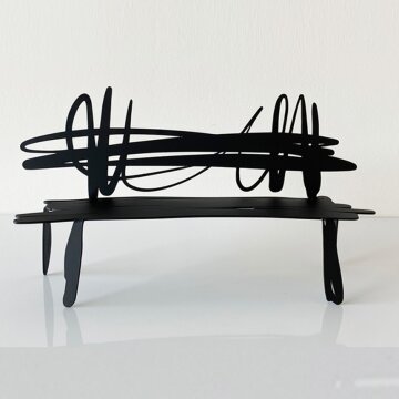 Drawing Bench_Bold
