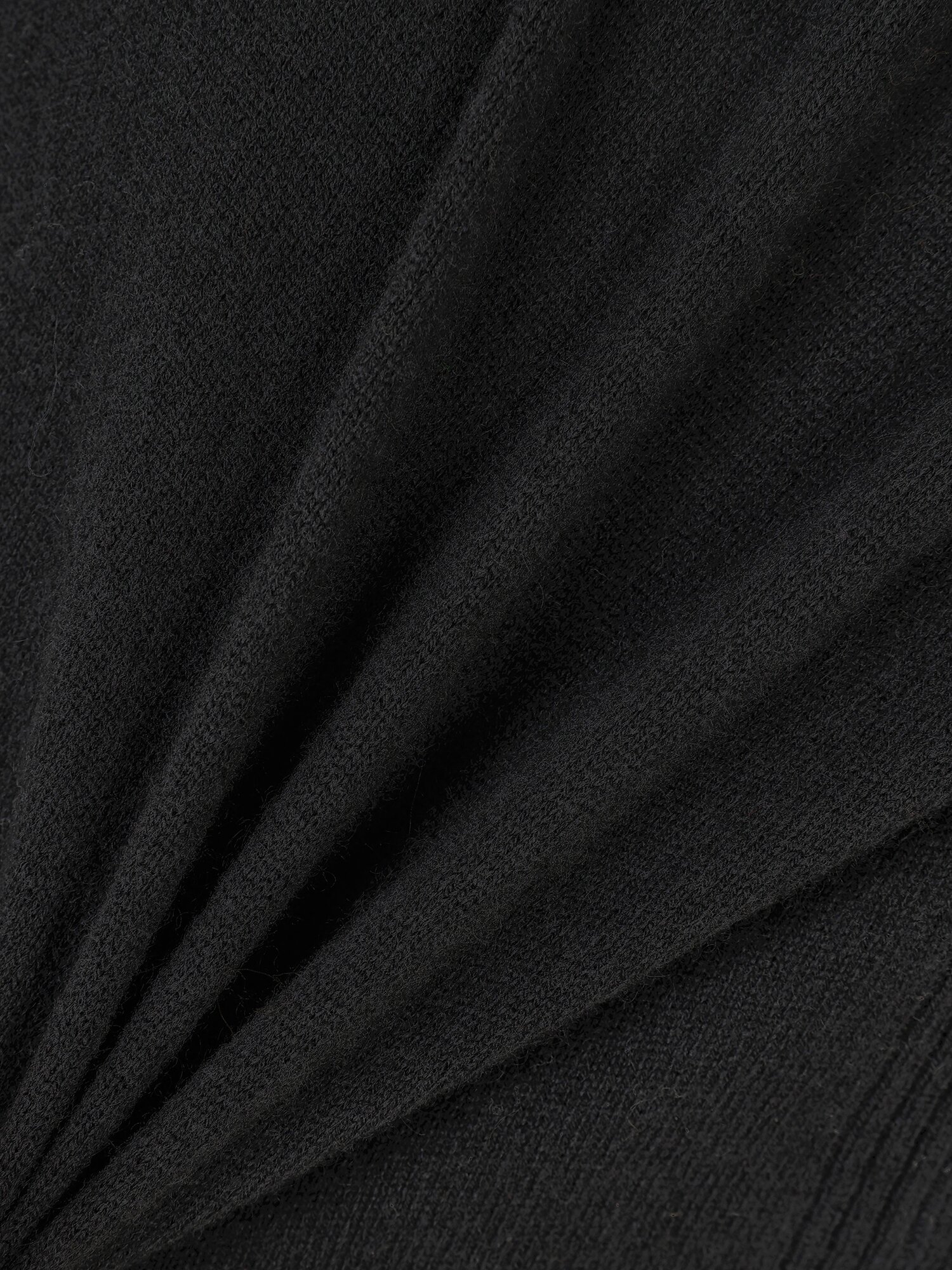 캐시미어 케이블 하이넥 풀오버 니트 (BLACK)