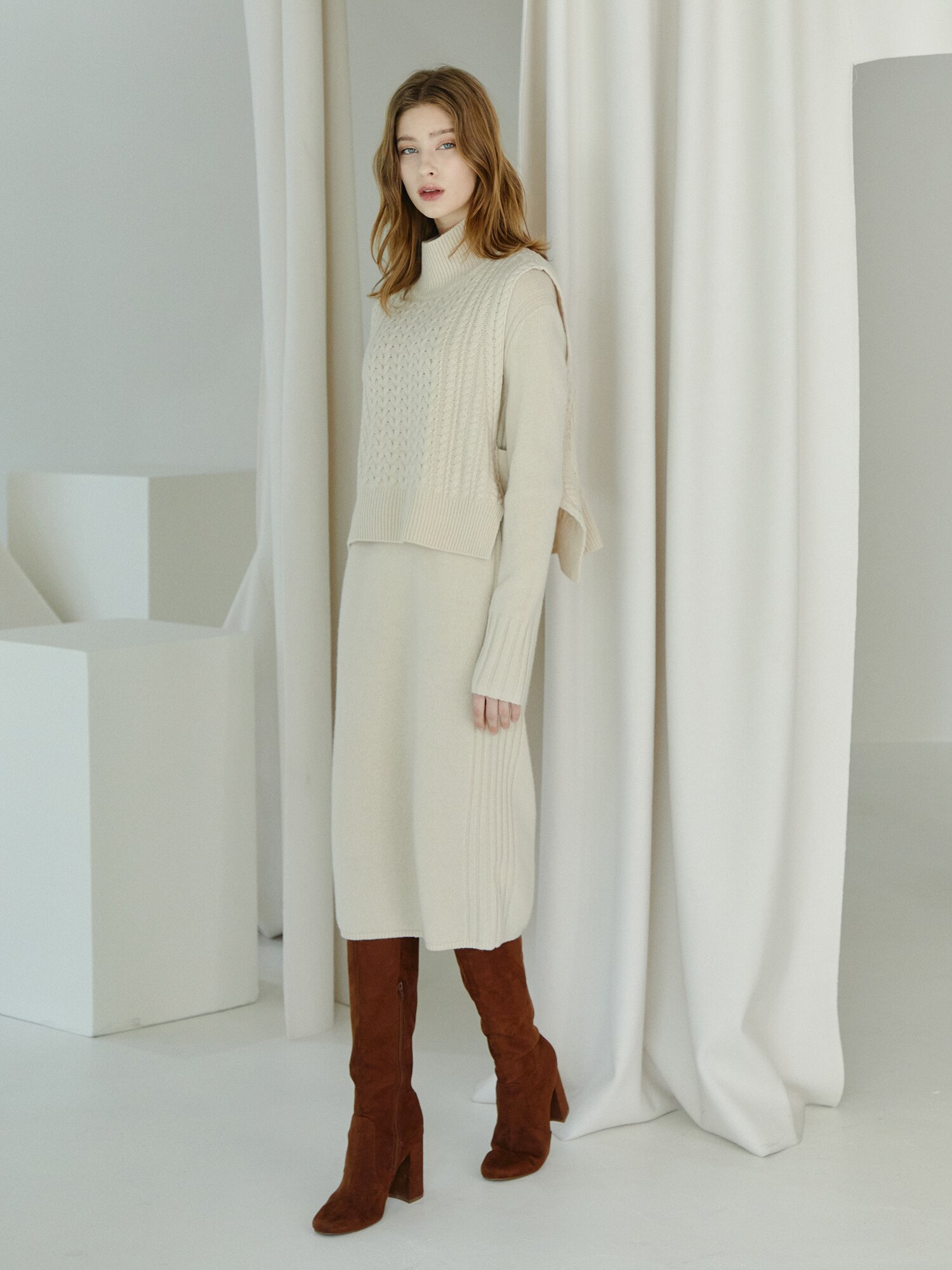 울 케이블 베스트 레이어드 니트 원피스 (LIGHT BEIGE)