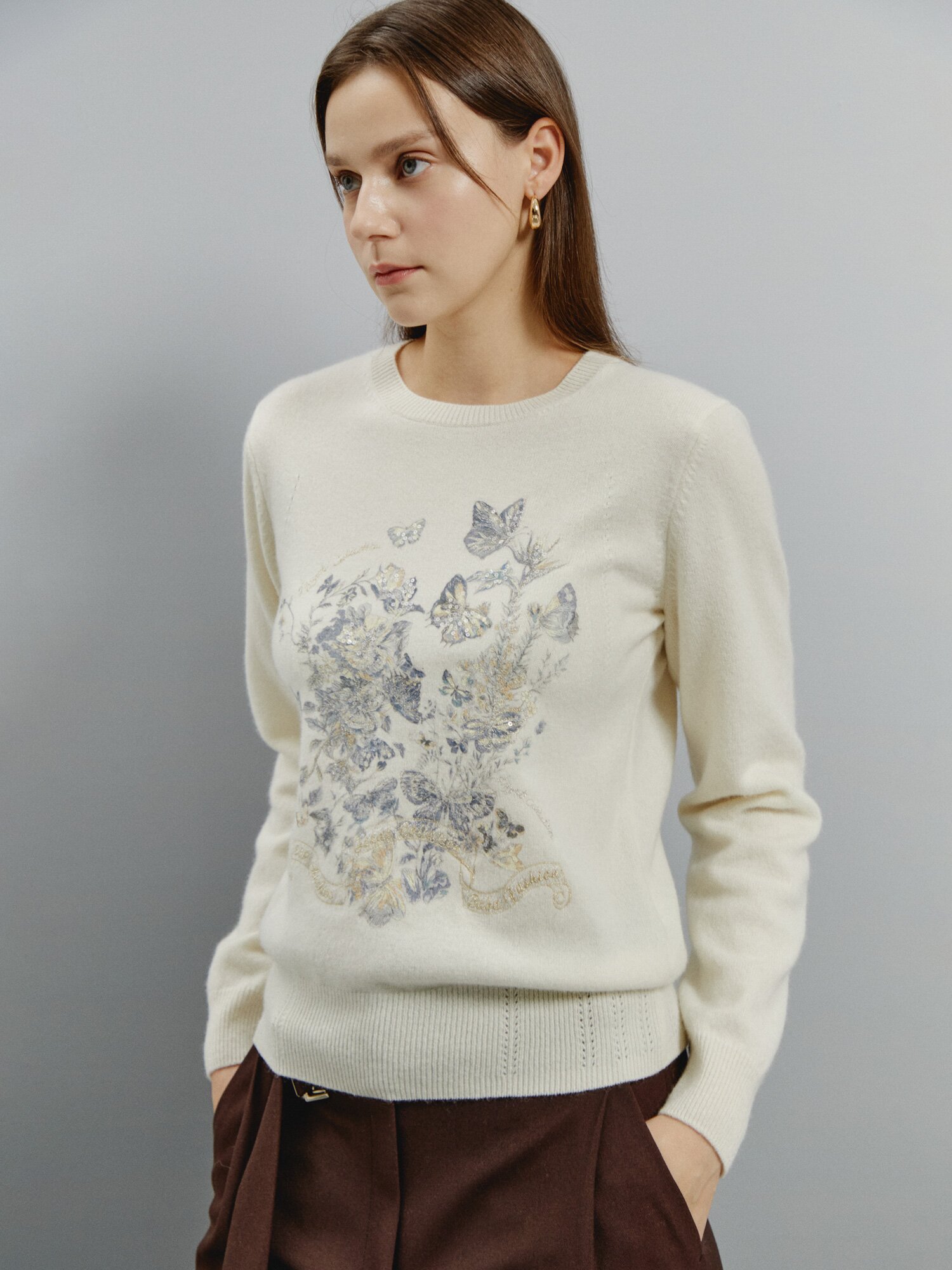 플라워 자수 캐시미어 블렌드 풀오버 (IVORY)