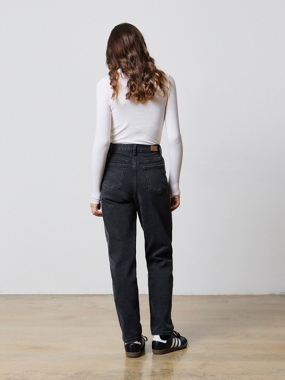 DENIM NAPPING TAPERED PANTS BLACK W5