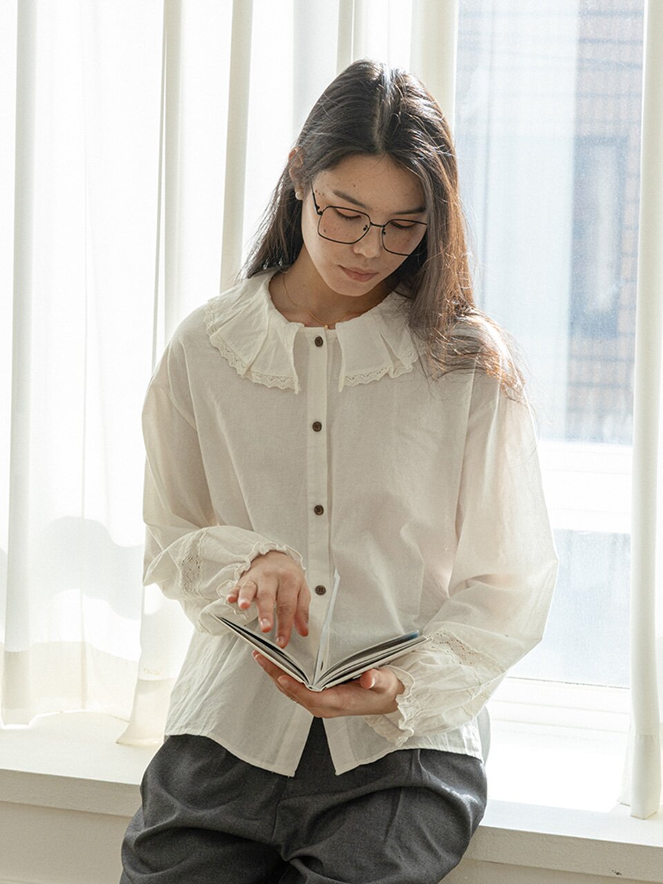 LS_Ruffle collar shirt_IVORY