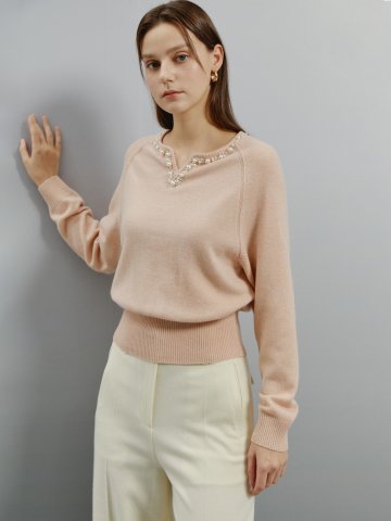 펄 포인트 V넥 니트 