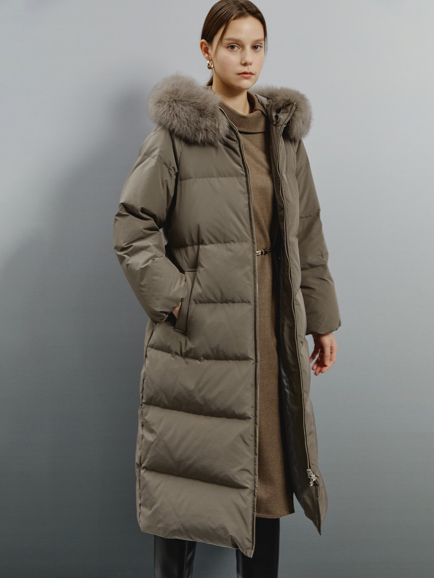 벨티드 퍼 다운 코트 (GREIGE)