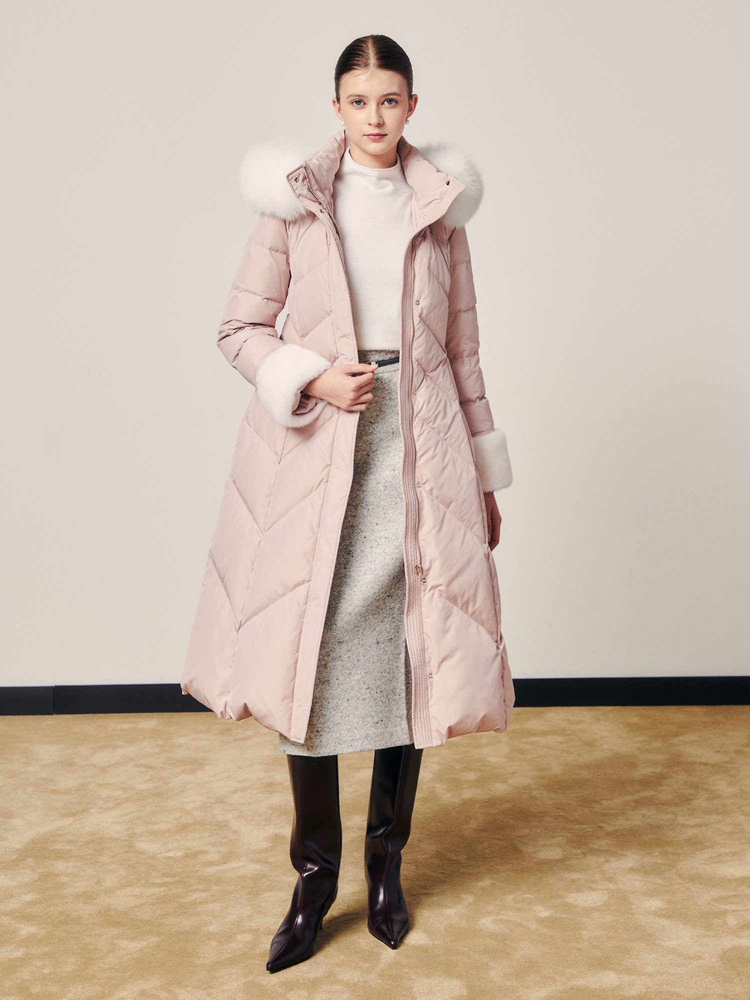 시그니처 사선퀼팅 롱 다운 (PINK)