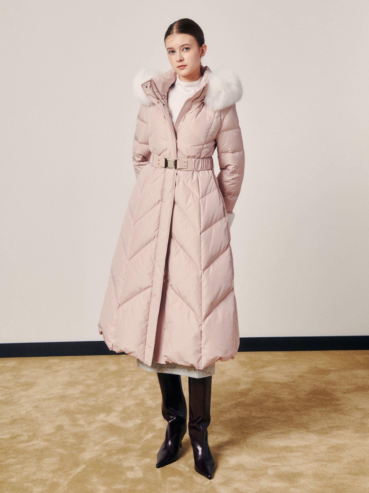 시그니처 사선퀼팅 롱 다운 (PINK)