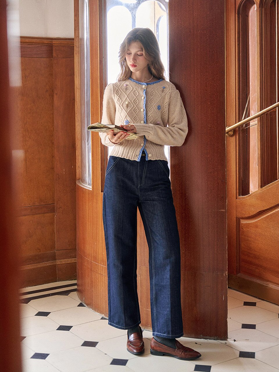 SR_Washed high-waisted jeans