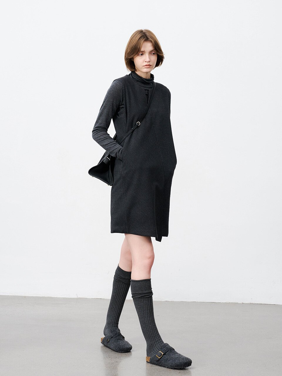 TG_Winter plaid sleeveless dress_CHARCOAL