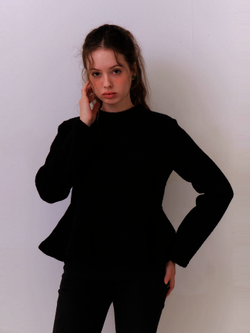 Cleo Fluffy Flare Top – Midnight Black