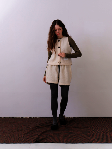 Rosie Cozy Teddy Shorts – Soft Cream