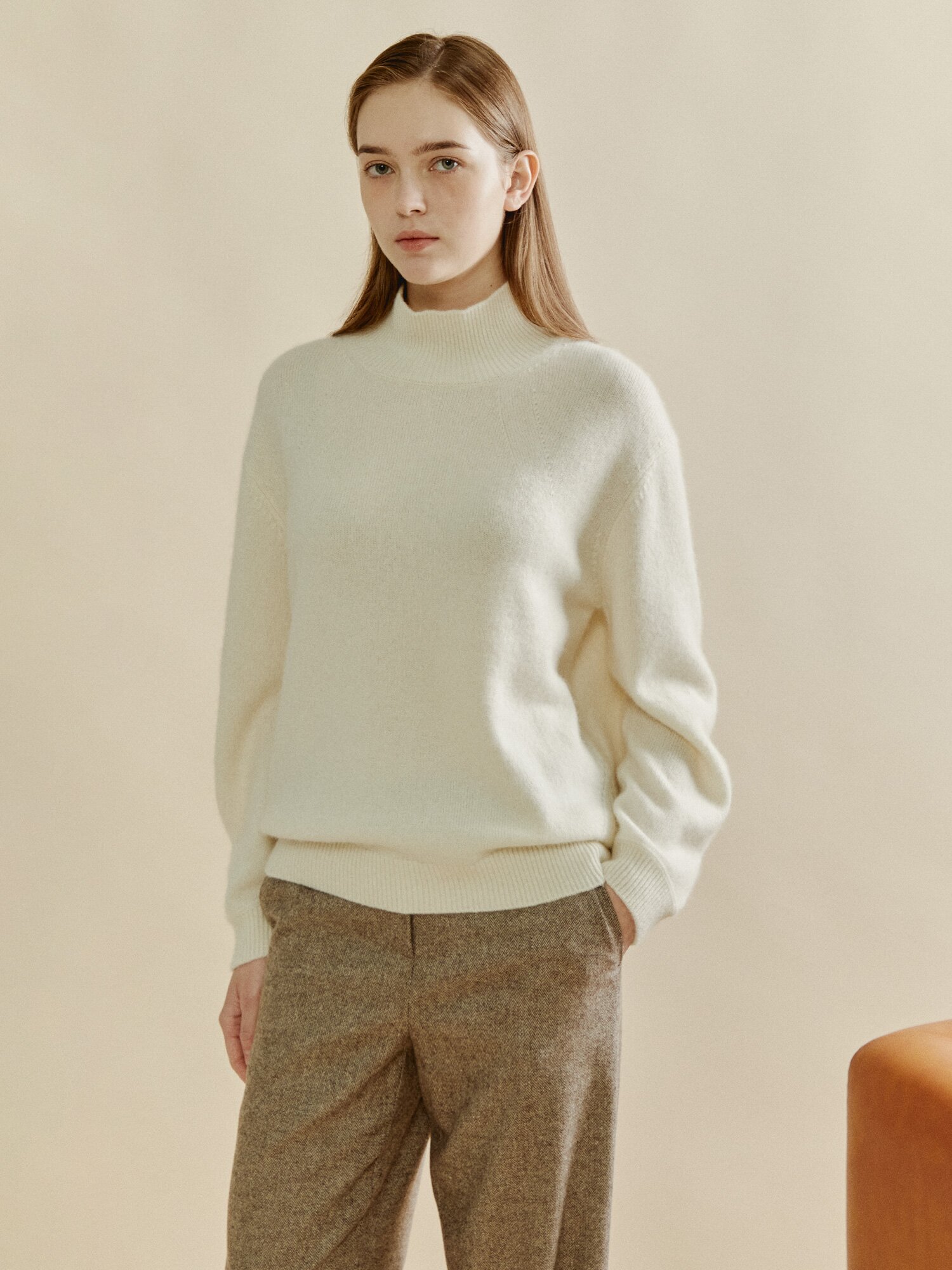 퓨어 캐시미어 모크넥 니트 (IVORY)