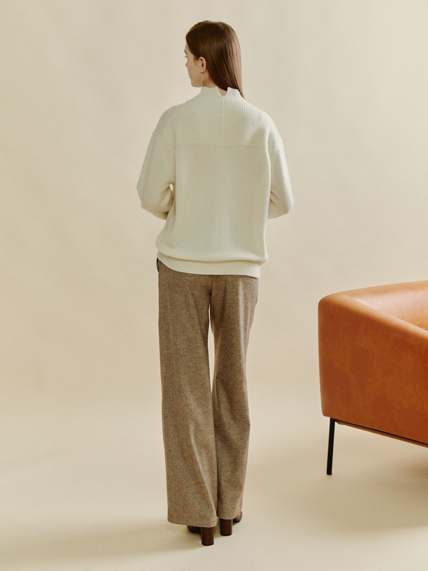 퓨어 캐시미어 모크넥 니트 (IVORY)