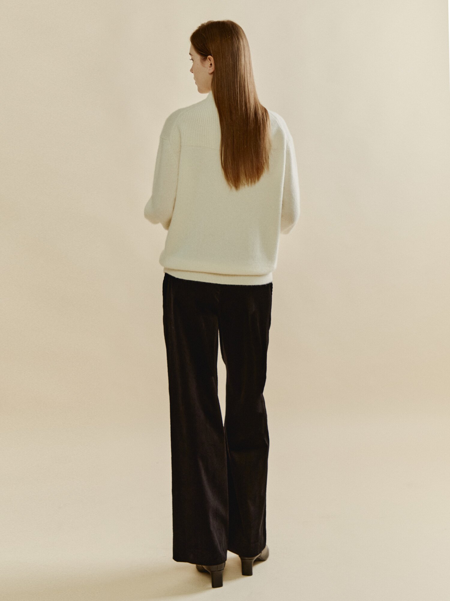 리파인드 코듀로이 컴포트 팬츠 (BLACK)