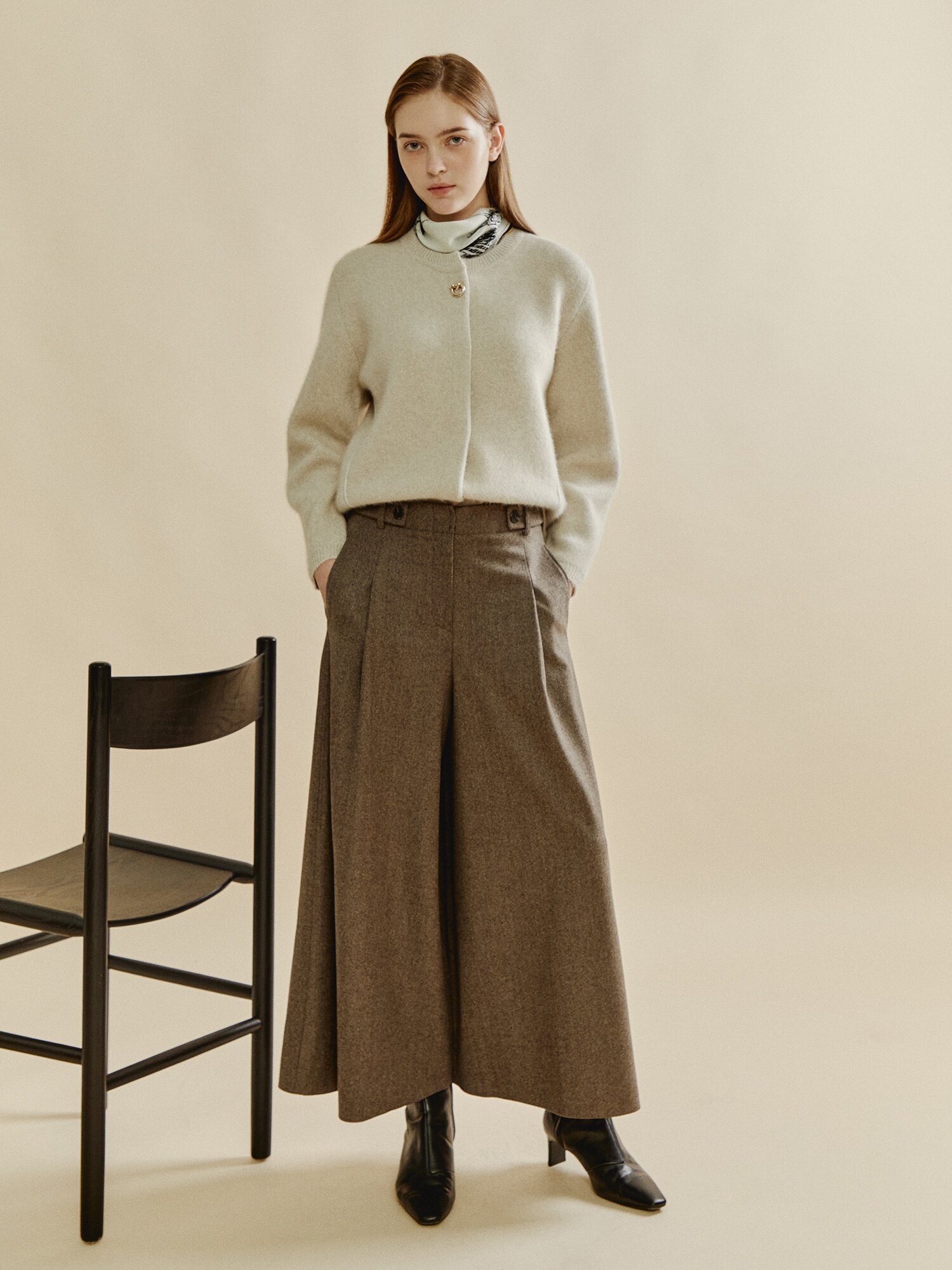 소프트 멜톤 인버티드 플리츠 팬츠 (MELANGE BROWN)